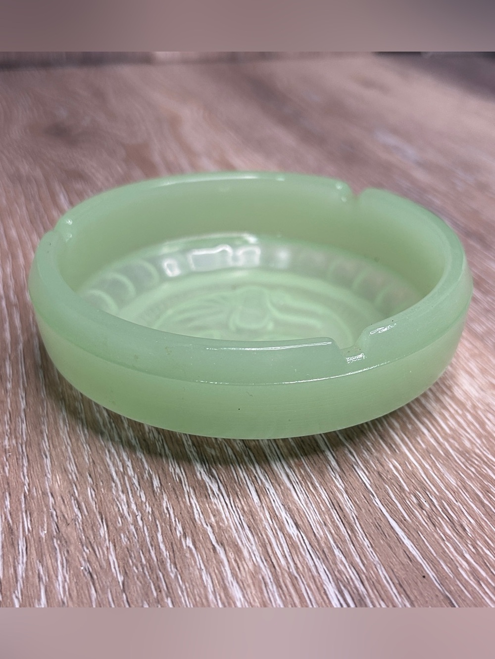 Vintage Jadeite Green Glass Molded Fish & Turnip Ashtray Dish 4.5"